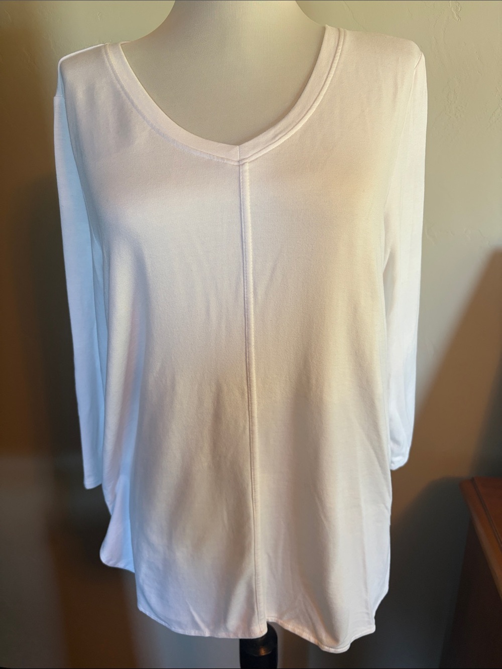 Women's Classic V-Neck Long Sleeve Top - White - French Dressing